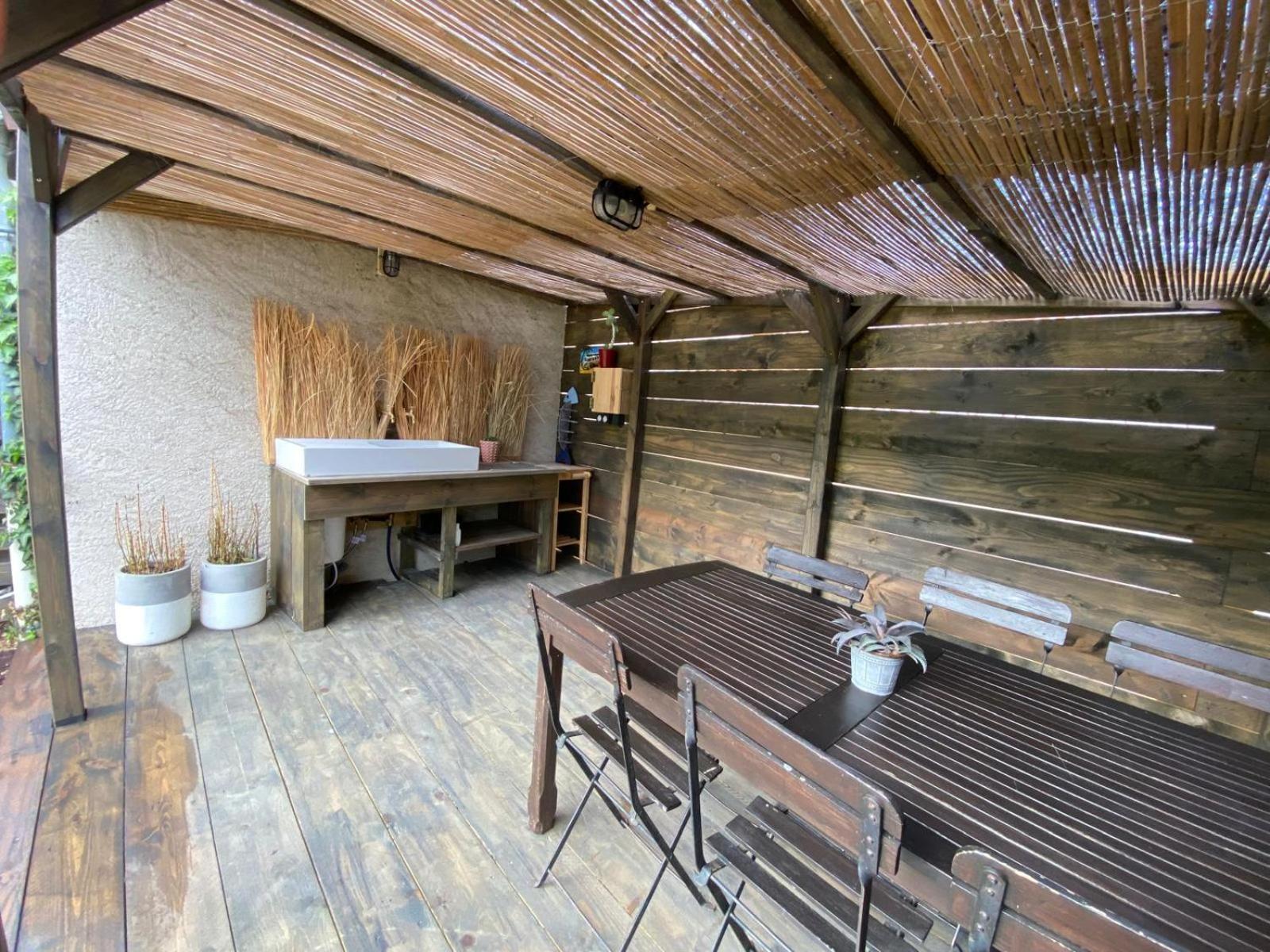 Gite Et Studios Les Barongeres Farges-les-Chalon Bagian luar foto