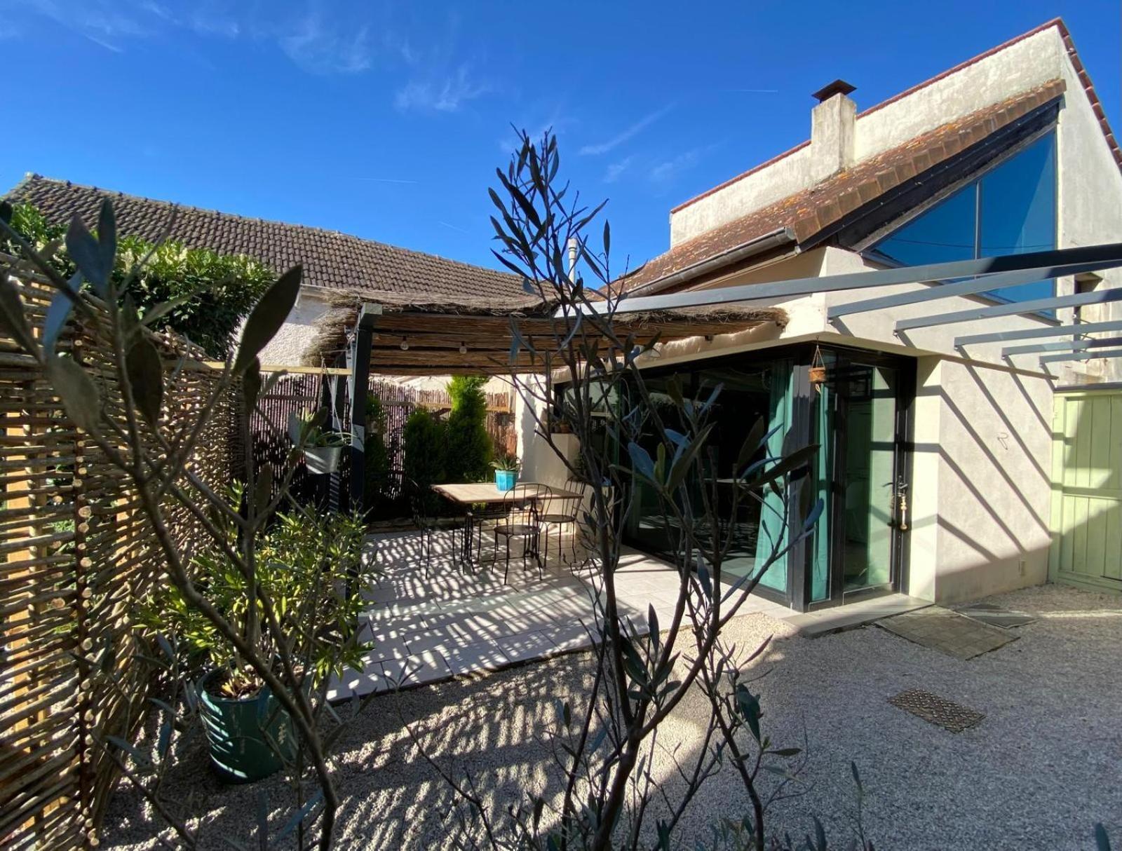 Gite Et Studios Les Barongeres Farges-les-Chalon Bagian luar foto