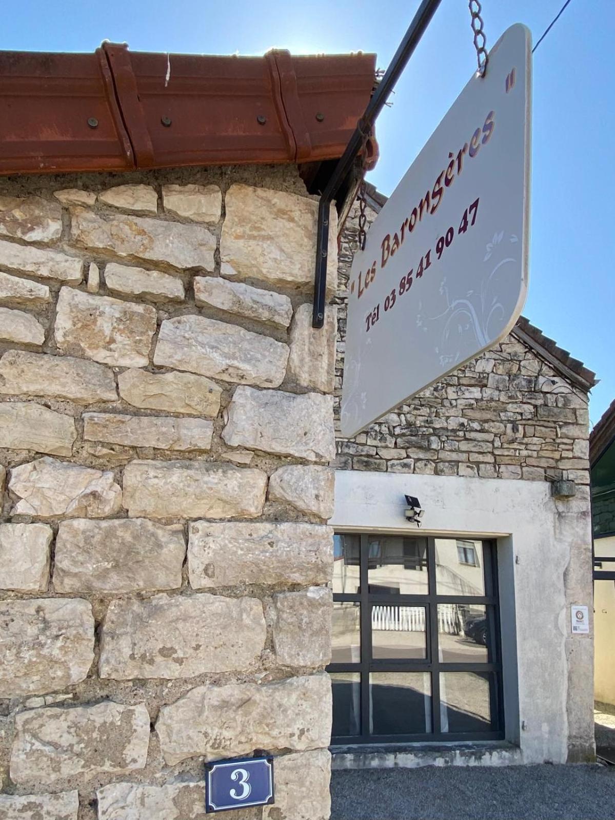 Gite Et Studios Les Barongeres Farges-les-Chalon Bagian luar foto