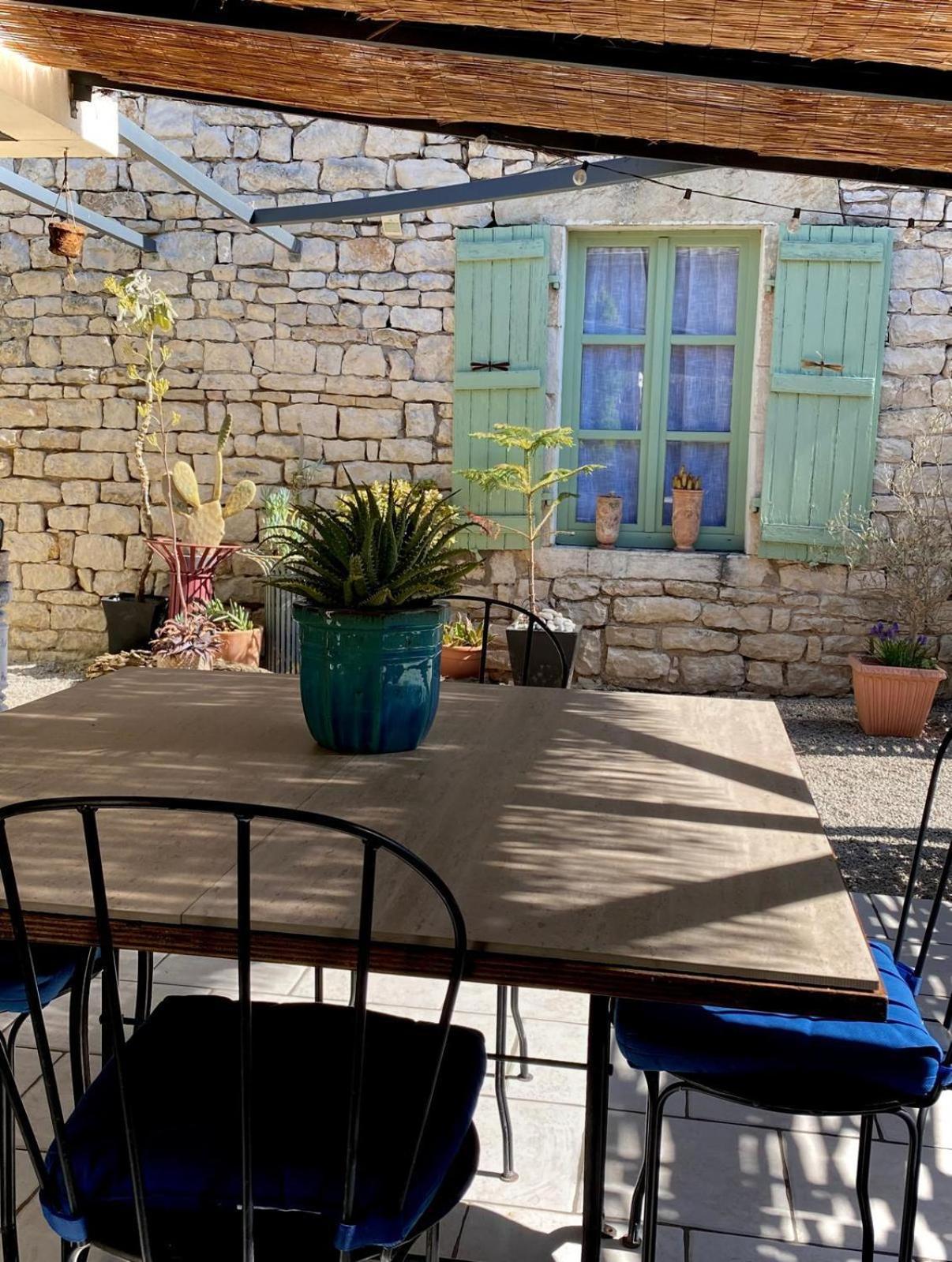 Gite Et Studios Les Barongeres Farges-les-Chalon Bagian luar foto